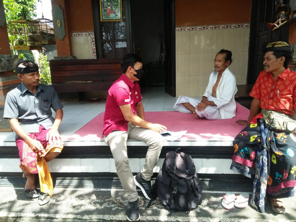 Petugas SDM PKH Kementerian Sosial RI, Mengadakan Pengecekan Pemutakhiran Penyaluran Bantuan Sosial PKH Tahap IV Termin I dan II Tahun 2022 di Desa Petang